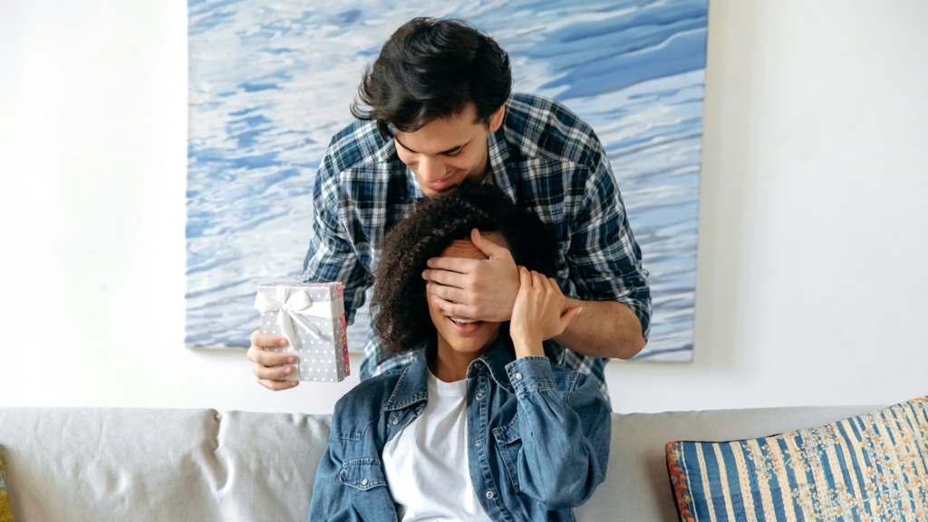10 Signs of Trauma Bonding: