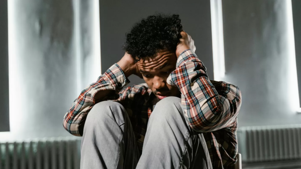 10 Signs of Trauma Bonding: